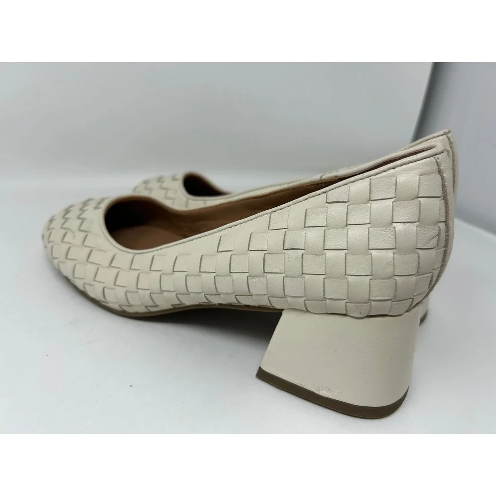 Gentle Souls By Kenneth Cole Woven Leather Block Heel Pumps Cream Shoes Sz 9.5 - Picture 6 of 9